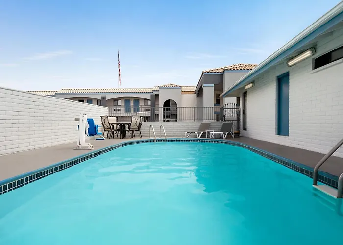 Motel Baymont By Wyndham Kingman