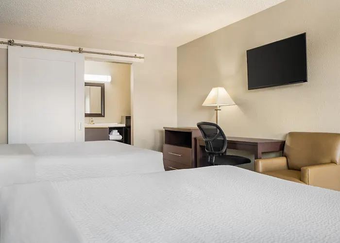 Motel Baymont By Wyndham 2*